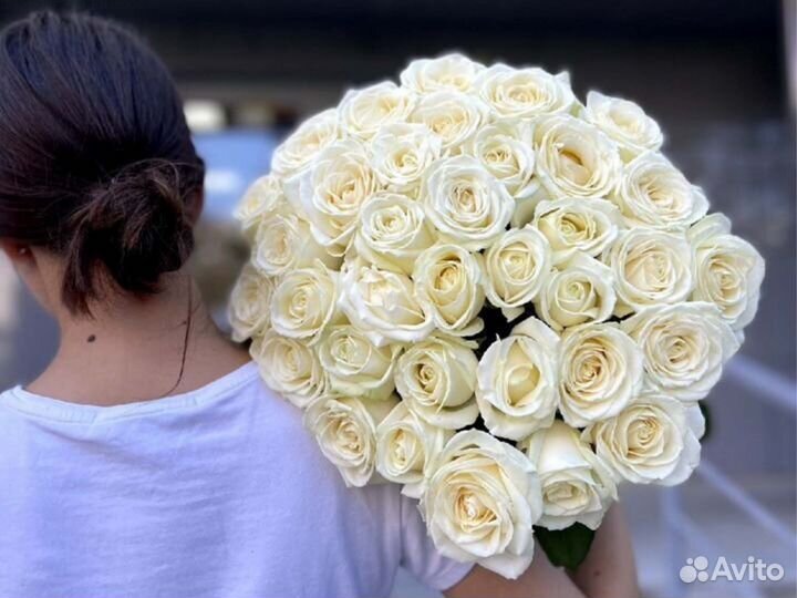 51 роза. Букеты. Цветы от производителя. 24/7