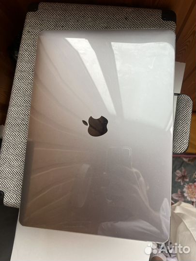 Apple macbook air 13 2020 m1