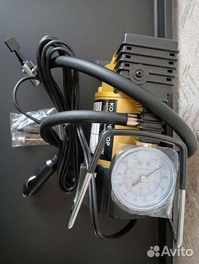 Компрессор автомобильный для шин