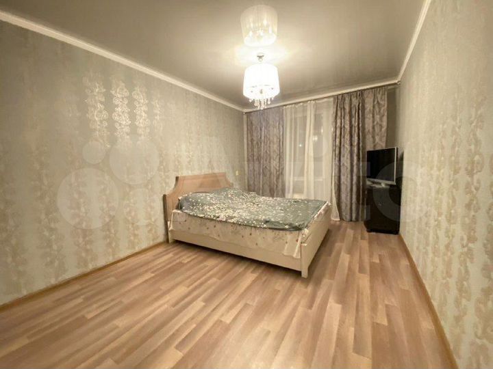 1-к. квартира, 45 м², 8/10 эт.