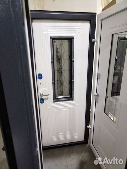 Дверь Входная