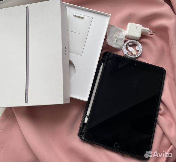 iPad 7 + Apple pencil