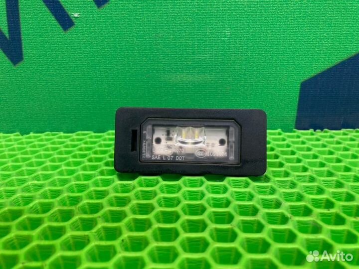 Подсветка номера Bmw X1 E84 N20B20A 2012