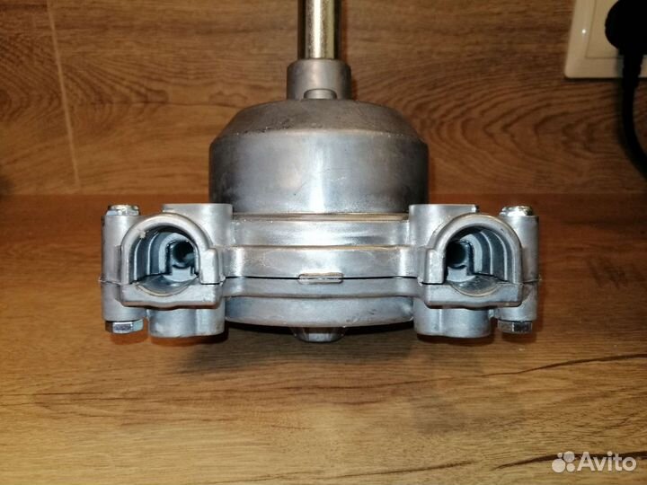 Редуктор рулевой невозвратный с уст комплектом ZTS