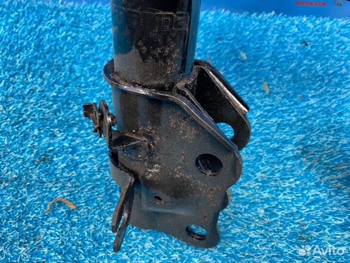 Стойки передние Mazda 6 GJ 2.0 2013