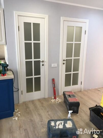 Установка межкомнатных дверей