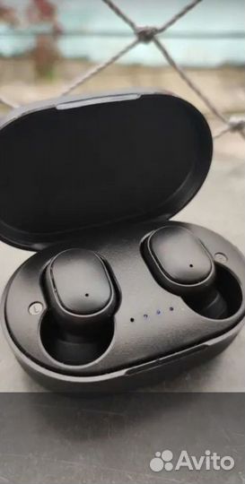 Наушники вкладыши с Bluetooth и микрофоном