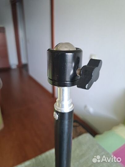 Штатив для телефона / Селфи палка для телефона