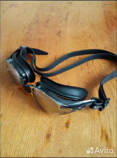 Плавательные очки