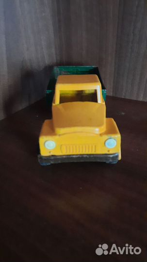 Модель ретро авто