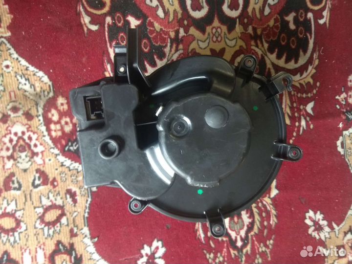 Моторчик печки Mercedes Benz SL 55 R230