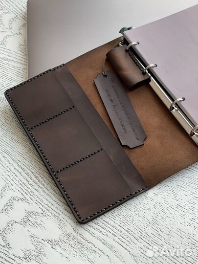 Ежедневник из натуральной кожи с гравировкой