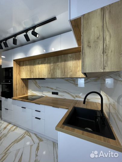 Кухня с островом