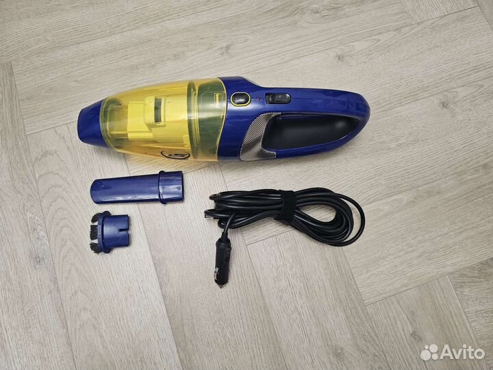 Автомобильный пылесос