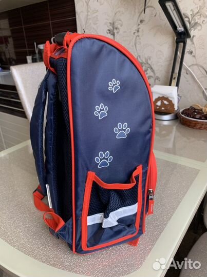 Рюкзак школьный для девочки новый