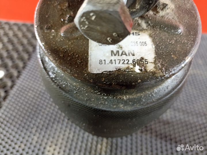 Амортизатор кабины задний