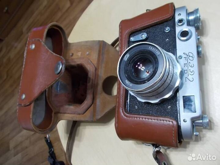 Фотоаппараты, фотовспышка СССР в рабочем состоянии