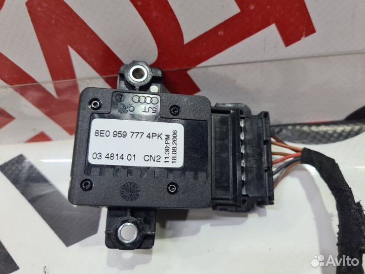 Кнопка регулировки сиденья Audi A4 B7 BFB