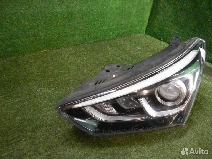 Фара левая Hyundai Santa Fe