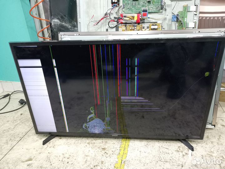 Телевизор Samsung UE40M5000 (Разбор)(По запчастям)