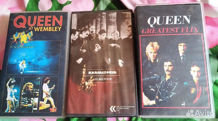 Видеокассеты vhs Queen и Rammstein (оригинал)