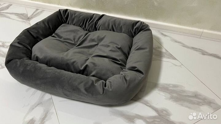 Лежанка для собак и кошек