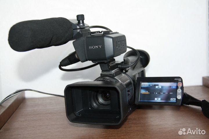 Видеокамера sony HVR-A1E
