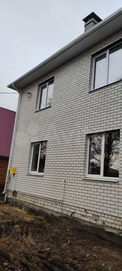 Дом 136,7 м² на участке 6 сот.