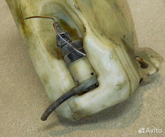 Бачок омывателя VW Polo 3