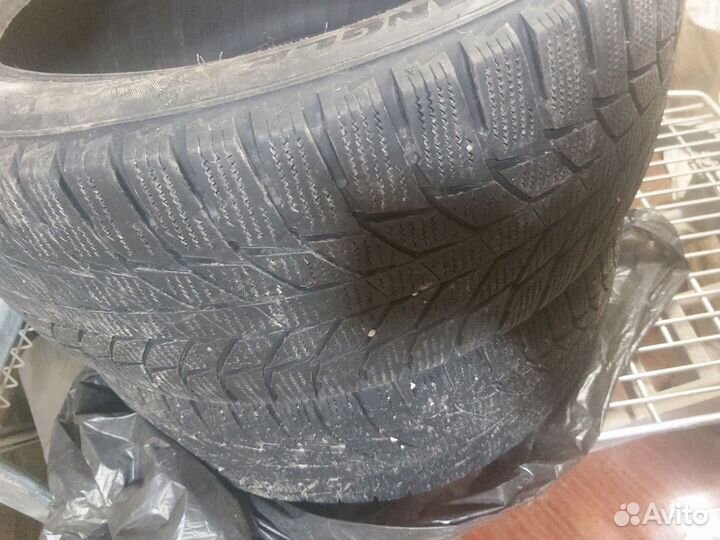 Triangle PL02 225/45 R17