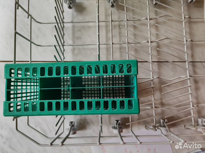 Нижняя корзина для посудомоечной машины