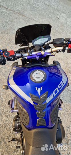 Мотоцикл Yamaмт09