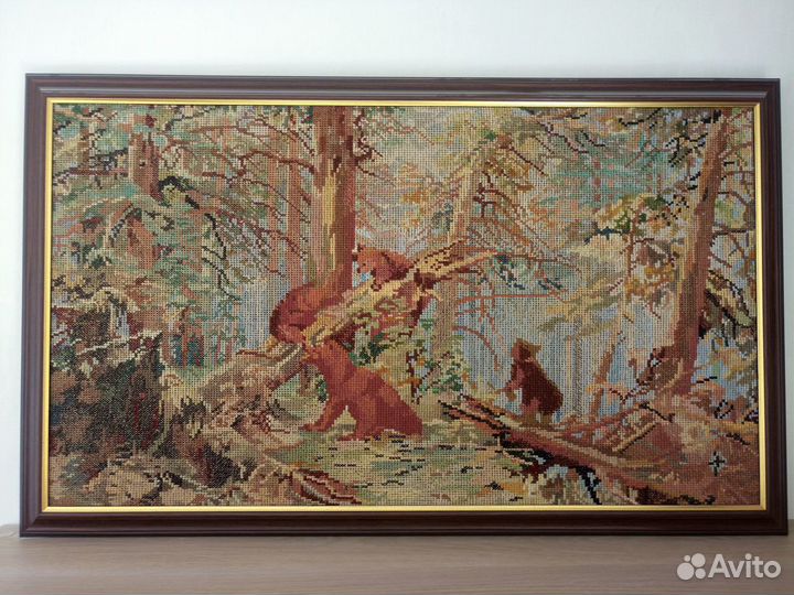 Картина, вышитая крестом