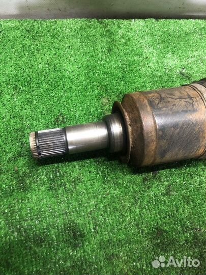 Привод передний правый Mercedes Benz Ml350