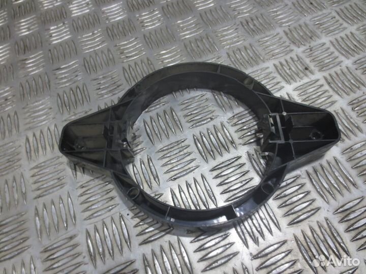 Фиксирующее кольцо Volvo 82068638