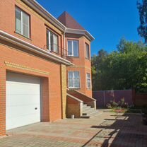 Дом 300 м² на участке 20 сот.