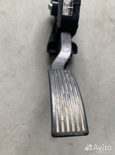 Педаль газа Hyundai Solaris 1.6 G4FC 2014