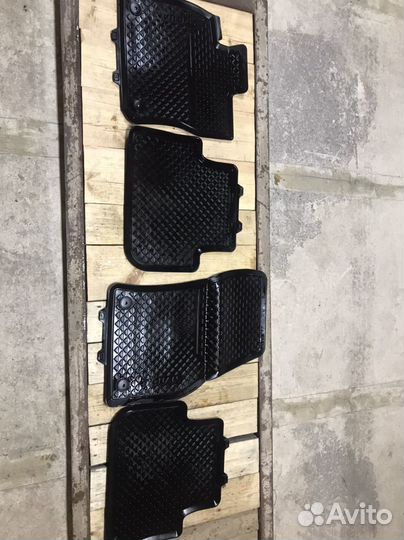 Автомобильные коврики на Tiguan 2 оригинал