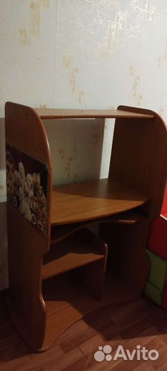 Компьютерный стол