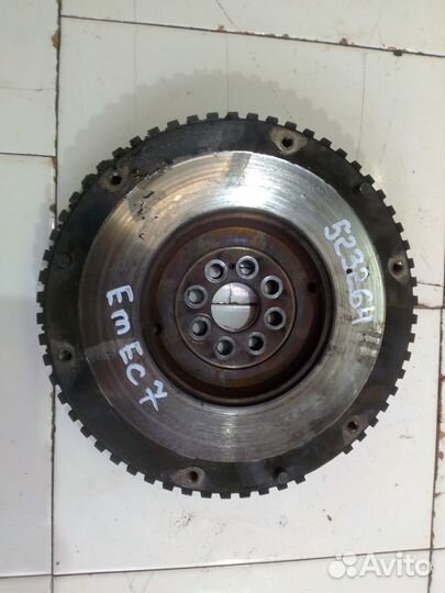 Маховик двигателя 1.5 МКПП (Geely Emgrand EC7)