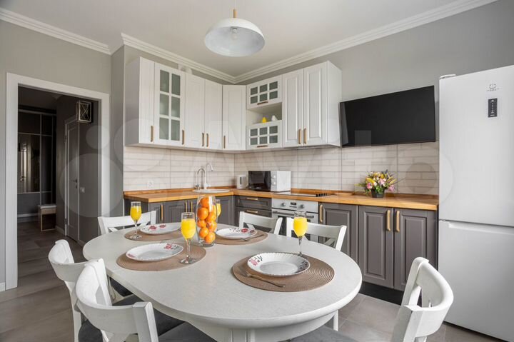 2-к. квартира, 60,8 м², 6/10 эт.