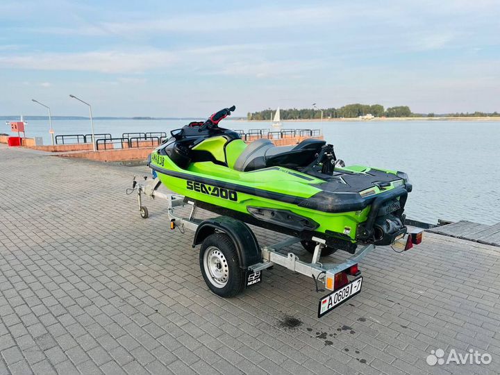 BRP SEA-DOO RXT 300