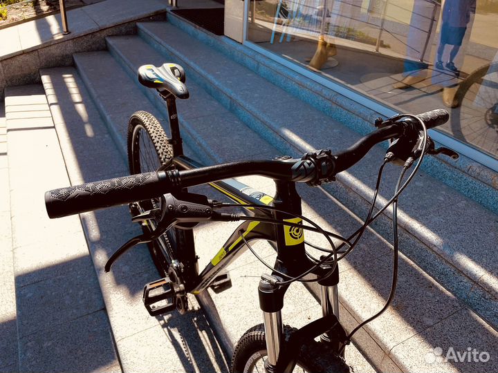 Stinger Graphite Pro 29