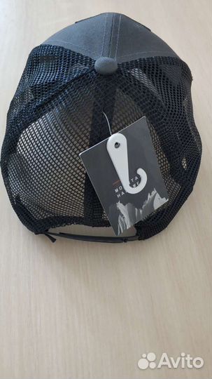 Бейсболка новая