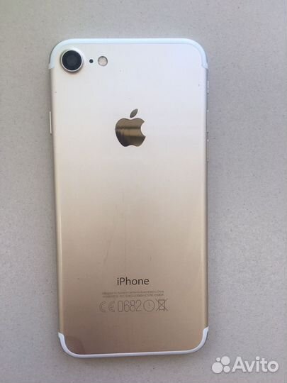 Телефон iPhone 7 32g