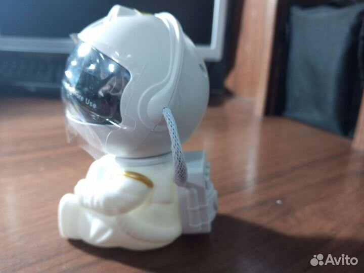 Ночник астронавт