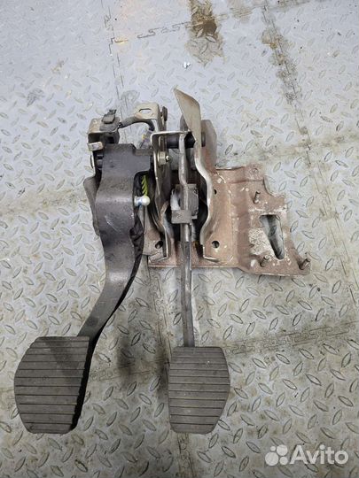Блок педалей Citroen C4 II 2011