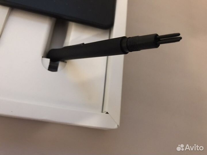Wacom Intuos M Bluetooth, черный (CTL-6100WLK-N)