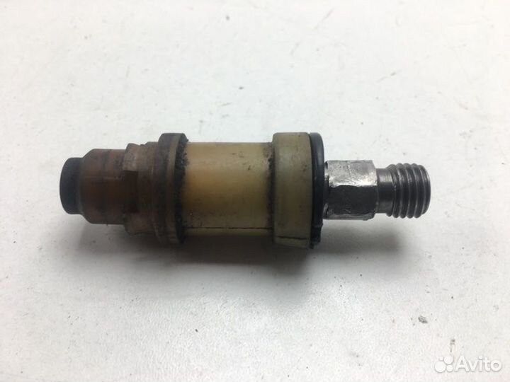 Форсунка топливная Mercedes-Benz E-Class W124