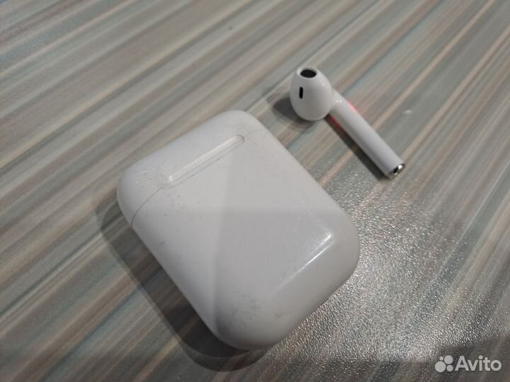 Airpods наушник левый